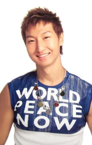 洪金宝红了一辈子,而3个儿子中他混得"最差,却长得最像洪金宝|洪天祥