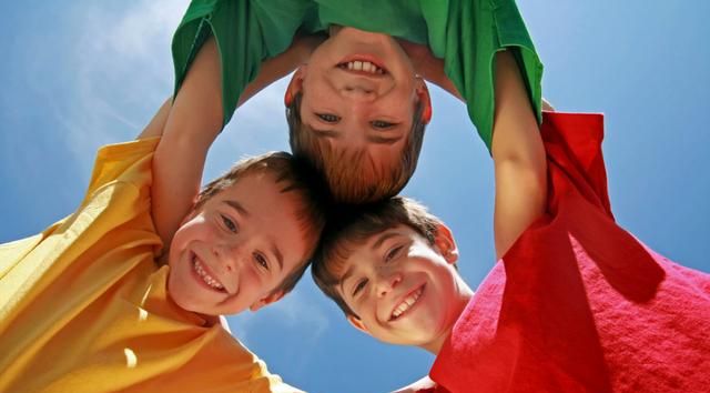 乖孩子出门秒变"人来疯",家长做好这几件事