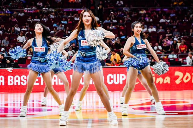 cba啦啦队现况堪忧,令人心疼,真实情况并非那么风光,有待提升