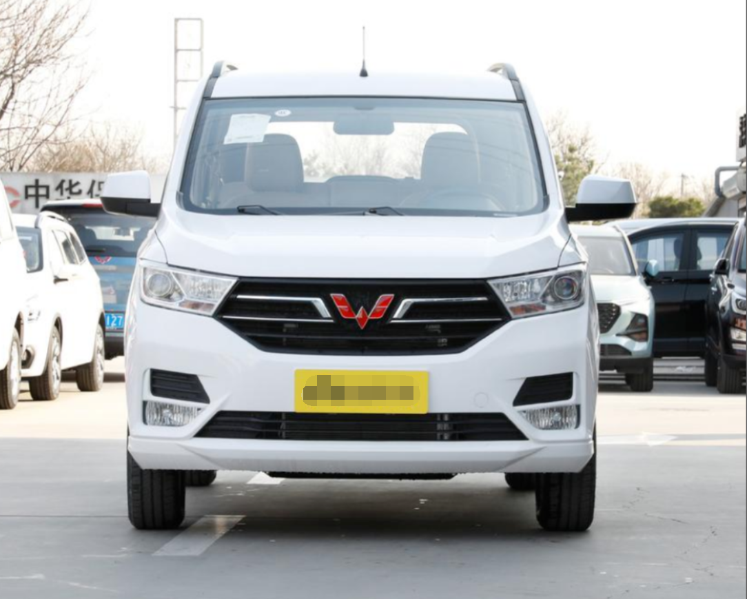 评测2020款五菱宏光,搭载1.2升自吸发动机,只有手动没有自动