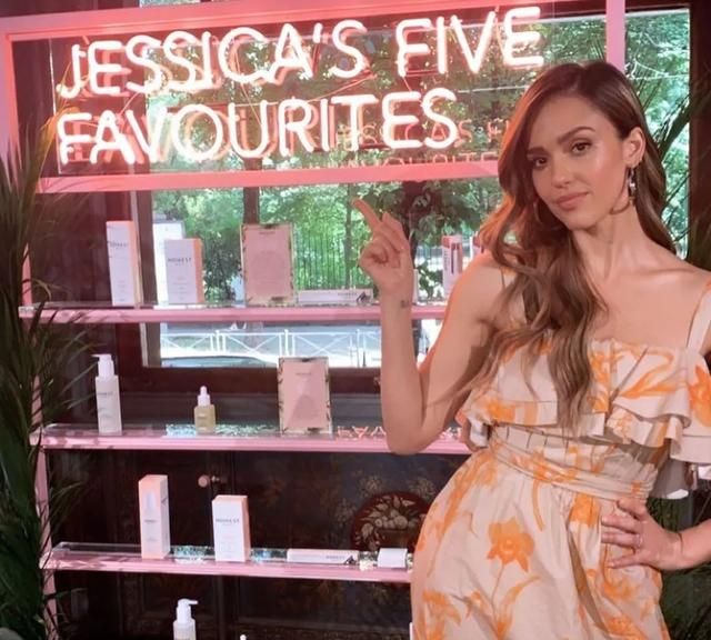 杰西卡·阿尔巴:一代性感女神如何成为身家2亿美元的成功企业家