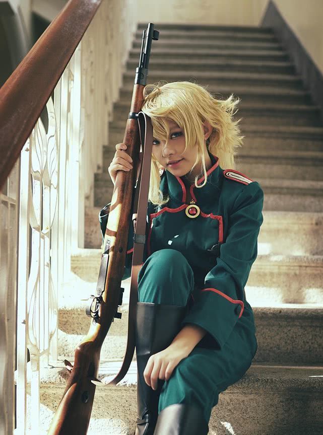 萝莉身大叔心,coser小姐姐也有着两副面孔|谭雅战记|谭雅|小姐姐_新浪