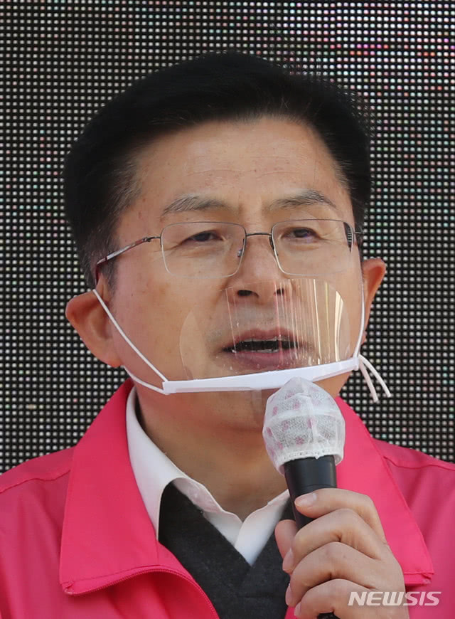 黄教安文在寅执政2年后世界羡慕的大韩民国完全垮台了