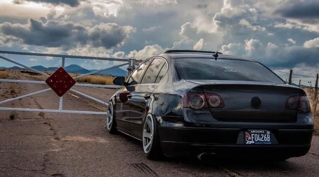 总被当成r36"替代品"的迈腾b6,到底有多美!