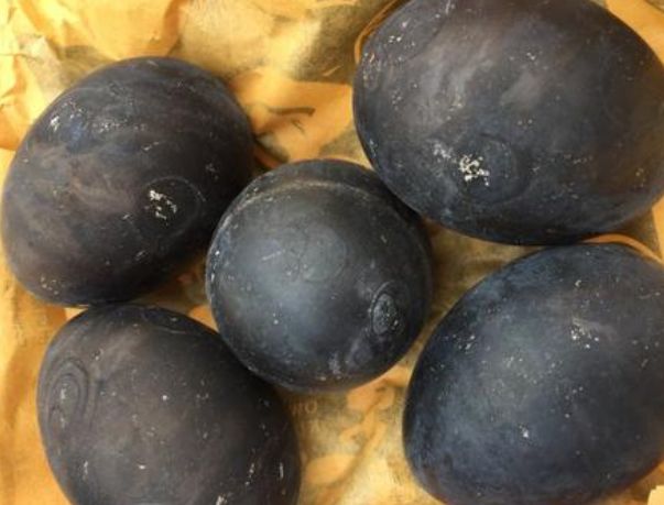 世界上最贵的鸡,下的蛋都是黑色的,很多人都吃不起!