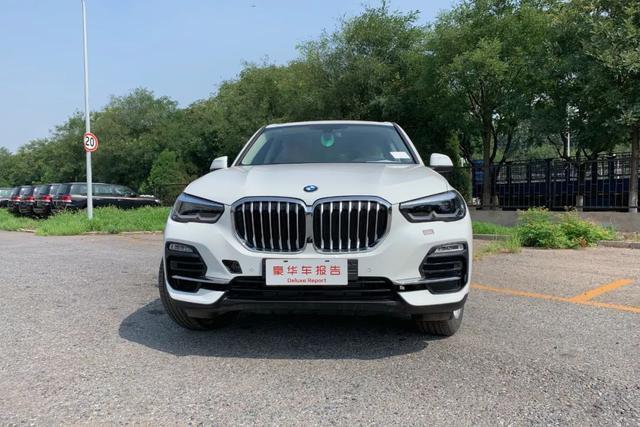 最惨大型豪华SUV！沃尔沃XC90价格崩盘，真是2.0T引发的惨案？