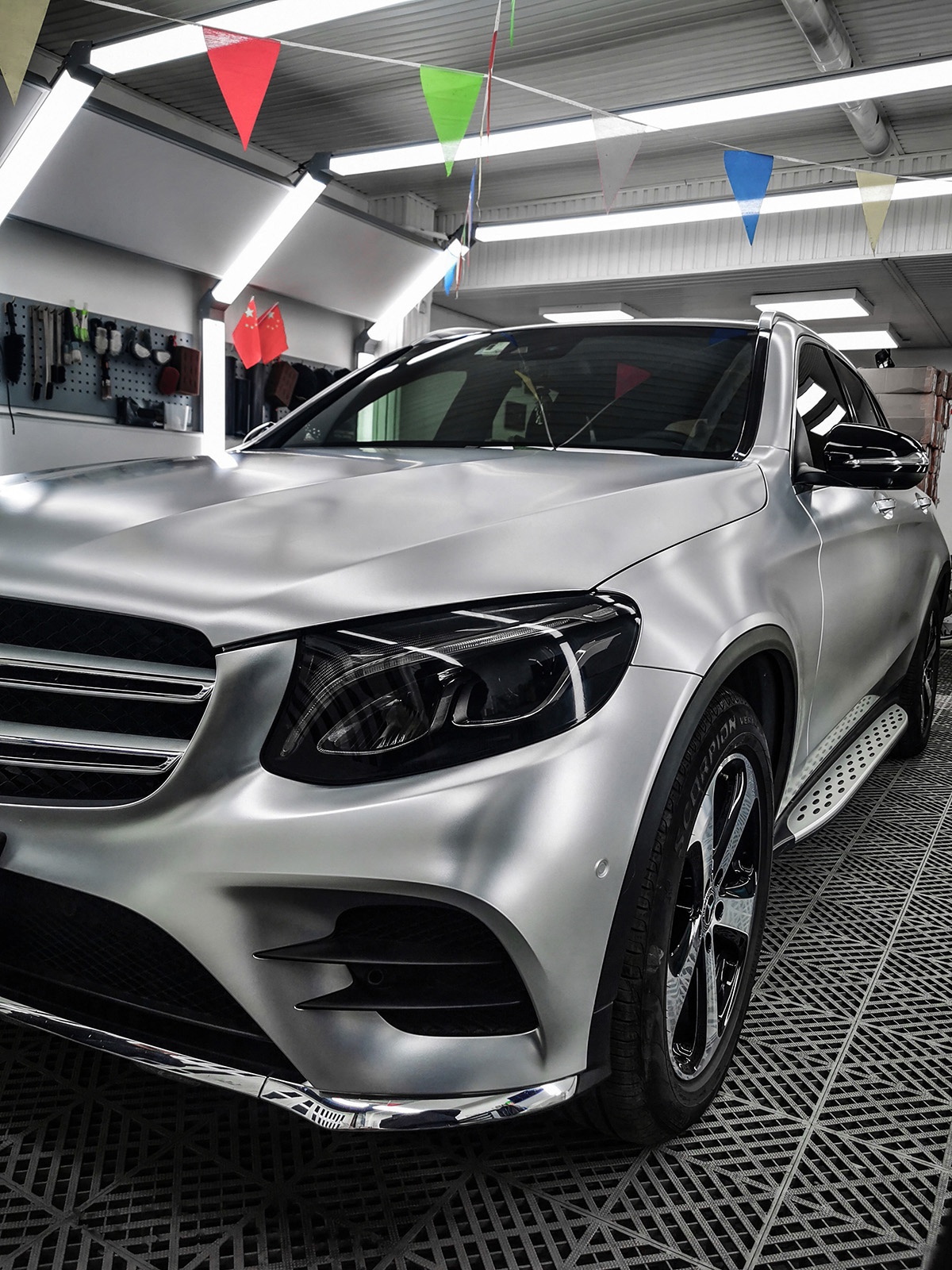 奔驰glc车身改色电光银rg瑞集改色膜河北石家庄加盟店出品