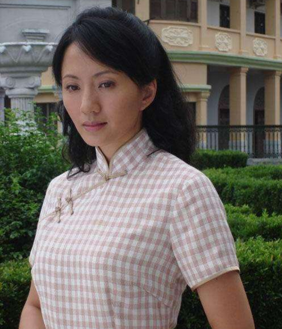 暖心妈妈,出道多年却不温不火,如今48岁婚姻成谜|安家|陆玲|鱼_新浪网