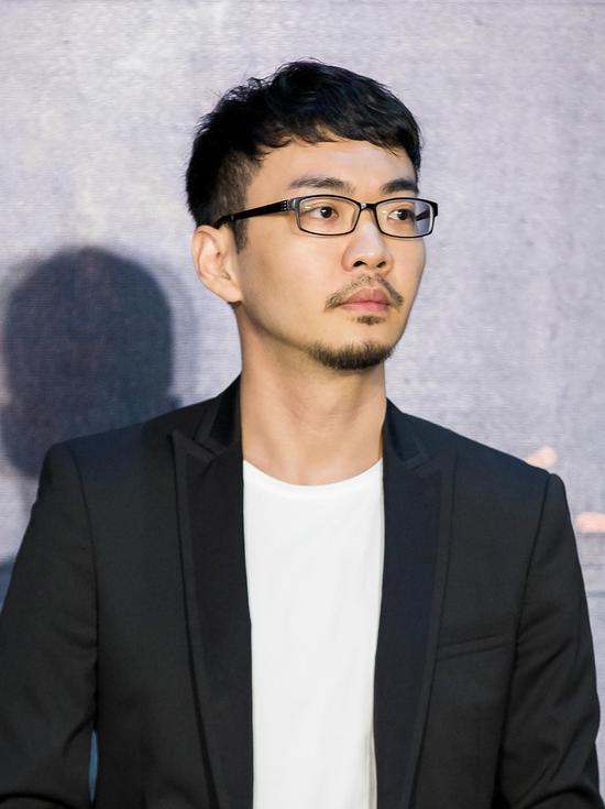 张钧甯造型导演程伟豪照片电影《缉魂》首度曝光了张钧甯的戏中造型