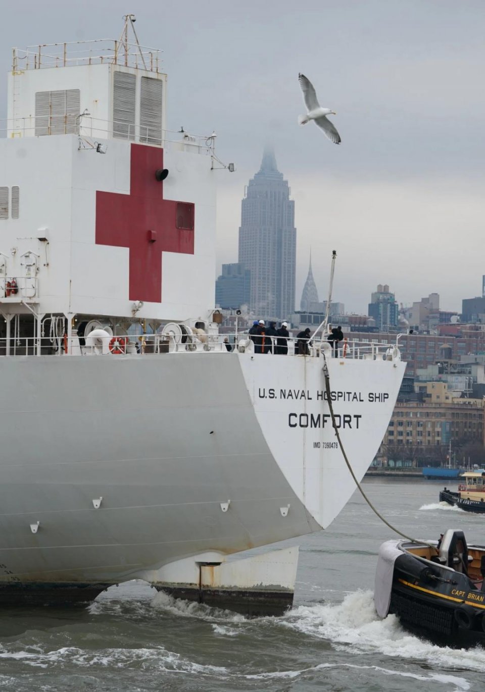 被公知吹上天的两艘美军医院船,目前只接收了35名患者
