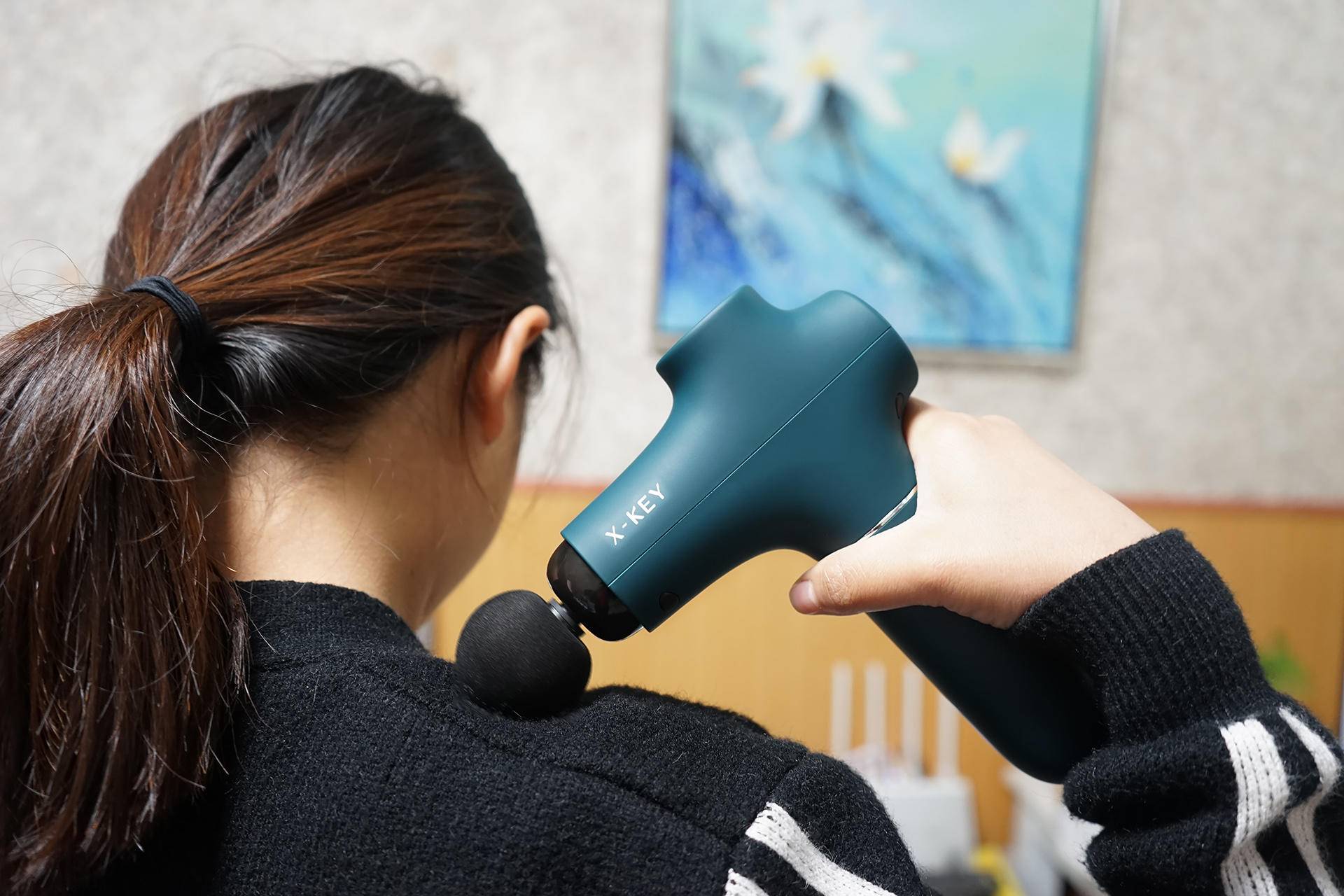 x-key筋膜枪内部采用的无刷直流电机,拥有1600-2600