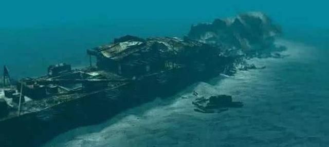 阿波丸号沉没事件发生之后,美国潜水舰"皇后鱼号"的指挥官拉福林上了