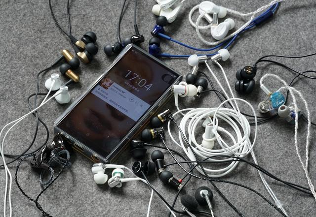 以毒攻毒用1天时间筛选女毒耳机2020超史诗级hifi耳机年鉴