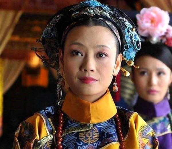 《甄嬛传》:如果甄嬛最终与老十七远走高飞,谁最可能扳倒皇后?|甄嬛传|甄嬛|皇后_新浪新闻