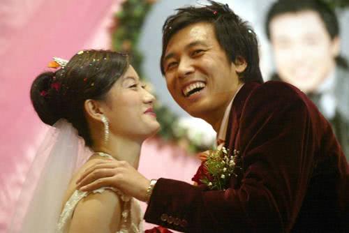 张亚林:“超白金一代”主力国脚,大连八冠功臣,28岁患癌离世