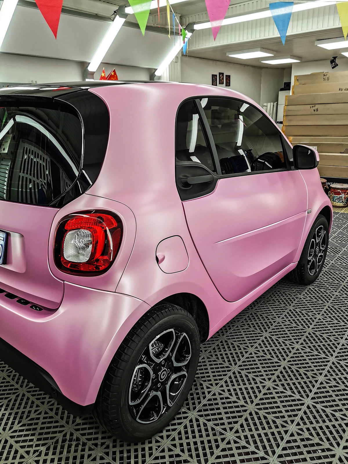 奔驰smart车身改色电光樱花粉 rg瑞集改色膜河北石家庄加盟