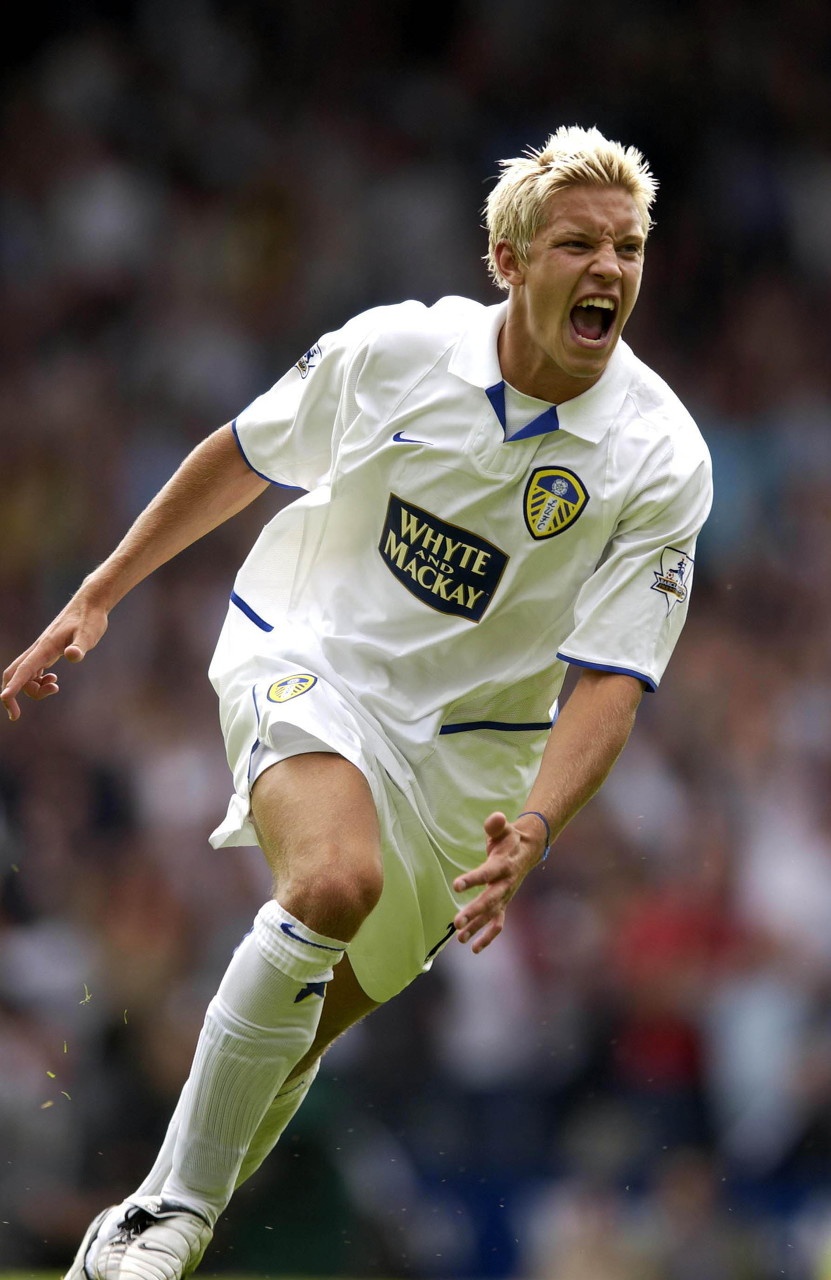 英超赛季回顾之03-04:华丽枪手不败夺冠,切尔西初露峥嵘