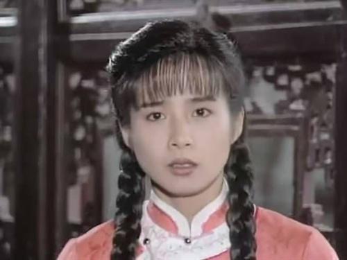 《梅花三弄》三部剧中的三个琼瑶女郎,一个比一个好看