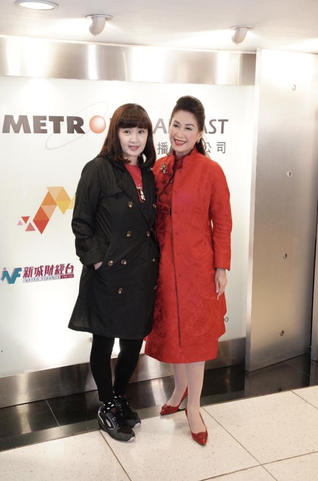 午马离世六年63岁前任王玉环罕有重提旧情,退圈26年成保险业女王