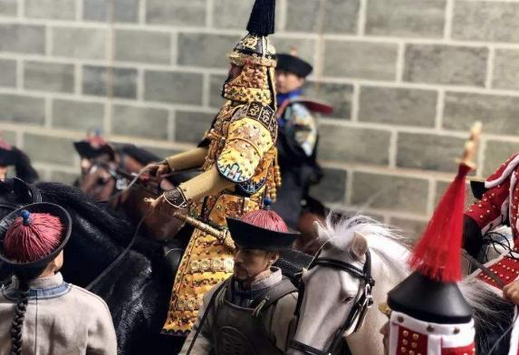 八旗旗主在清朝的时候到底是多大的官呢为何连皇帝都不敢惹