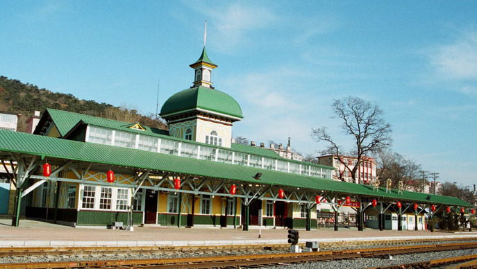 大连市著名的百年火车老站——旅顺站