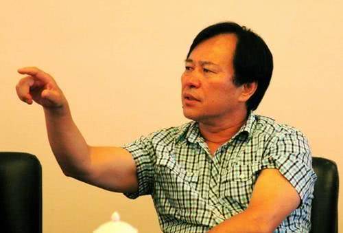 林和平是《小姨多鹤》,《女人一辈子》,《风和日丽》等多部热播剧的