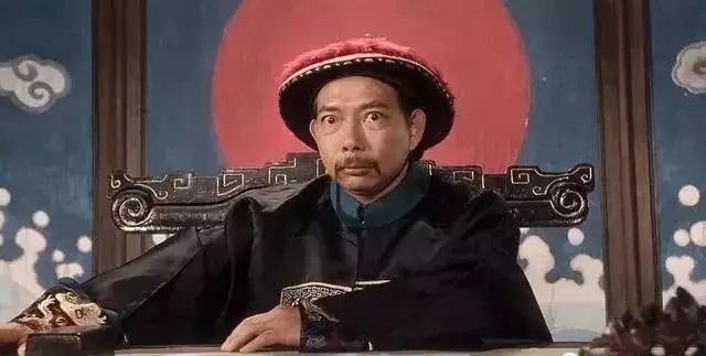 少林足球"大师兄"近照发福严重,肚子圆成球,光头喜感十足