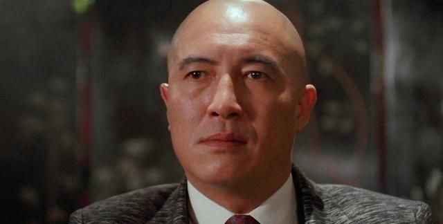 1995年,当看到舒淇"唯美"的大尺度写真集时,50岁的影帝柯俊雄心动了