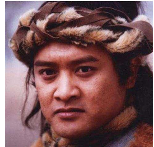 他是"后羿"的扮演者,与吴京李连杰是同门师兄弟