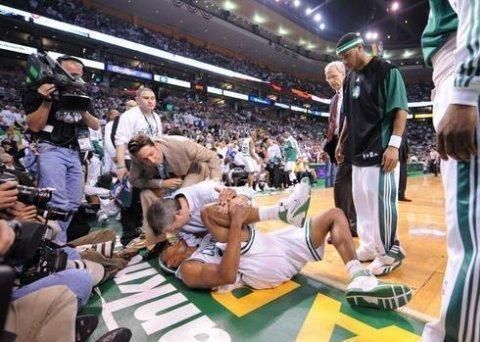 nba球员如果在比赛中闹肚子拉稀怎么办?|皮尔斯|比赛|球员_新浪新闻