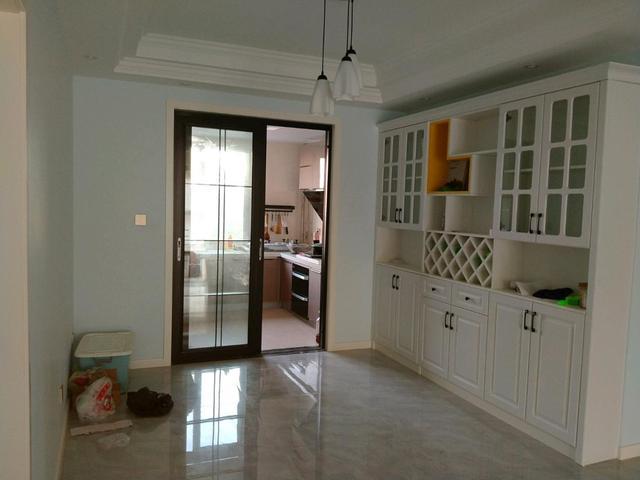 90平米的两房,装修费不含家电就花了20万,效果虽好就是太贵了休闲区蓝鸢梦想 - Www.slyday.coM 90平米的两房,装修费不含家电就花了20万,效果虽好就是太贵了休闲区蓝鸢梦想 - Www.slyday.coM