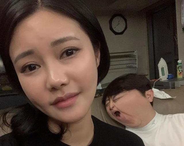 韩国娇妻爆红网络:老婆千娇百媚,老公一言难尽,千奇百怪