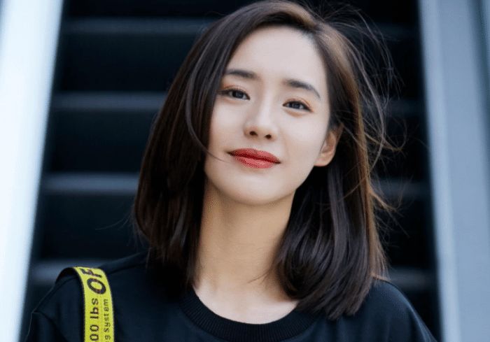 有种"毁容"叫秋雅,《夏洛》中可盐可甜,结婚后却彻底沦为路人