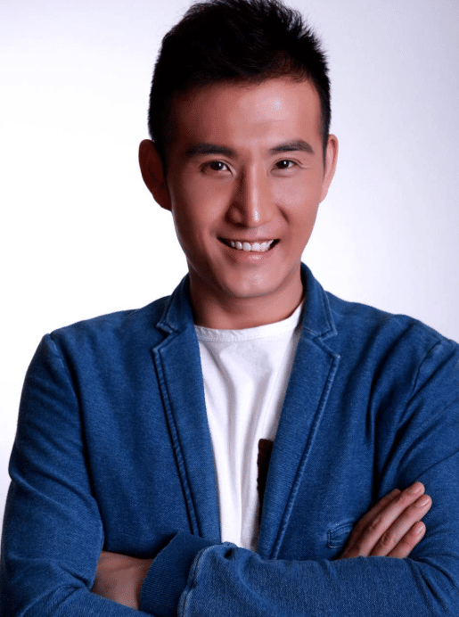 今天小编要为大家说的两个人是这样的,当初不小心