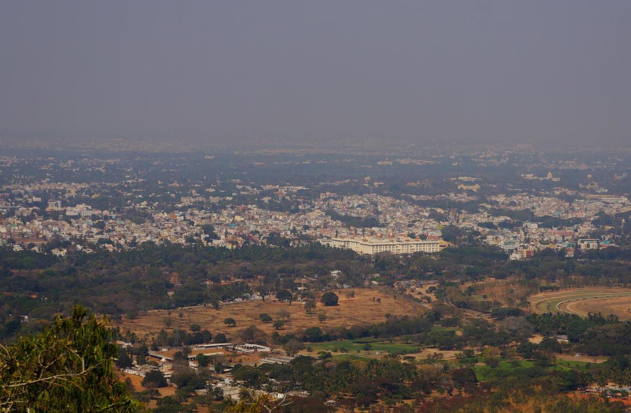 世界上主要的高原地形区中哪些高原人口分布较为密集