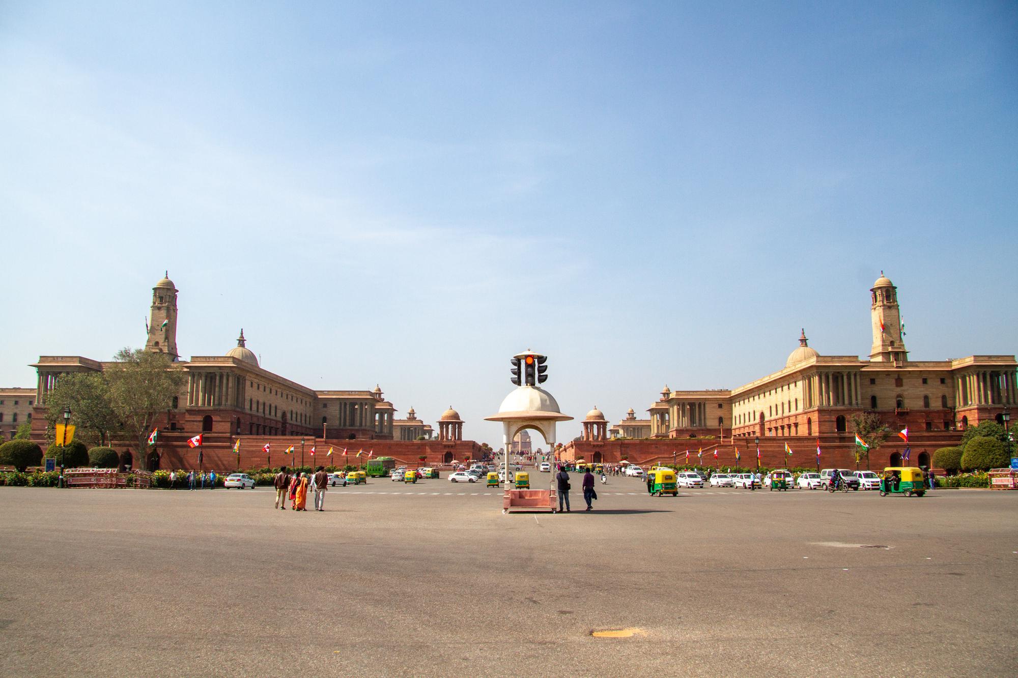 印度首都德里最美的大道,游客络绎不绝