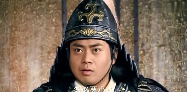 雄阔海,伍云召,伍天锡三人联手能打赢裴元庆吗?裴元庆会完胜