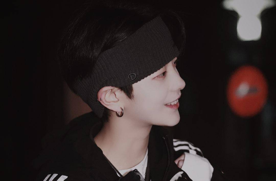 《创2》刘梦裙装制服照曝光引争议,中性风选手不能穿裙子?