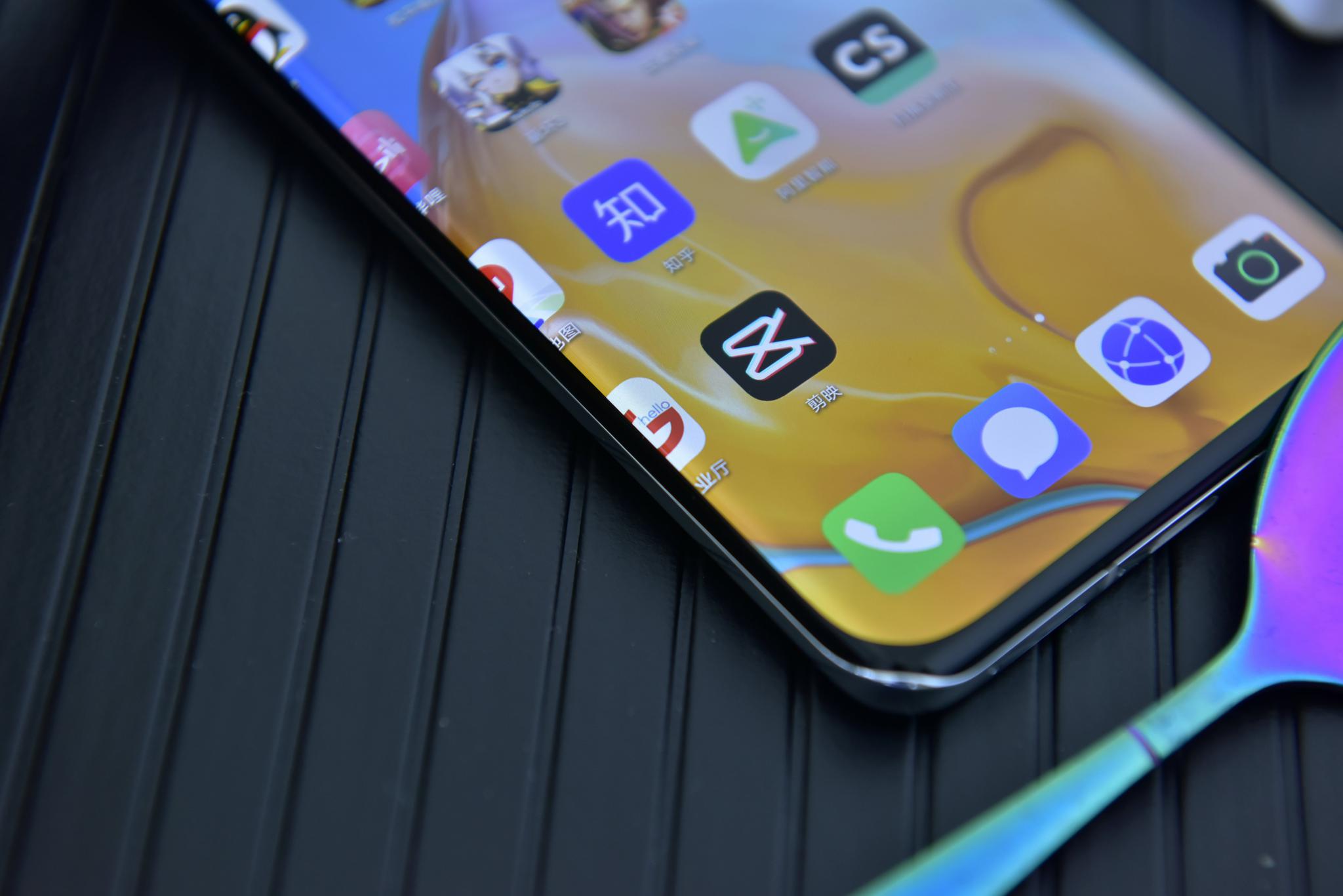 华为P40 Pro：拍照让人惊喜，“夜视仪”依旧强大！