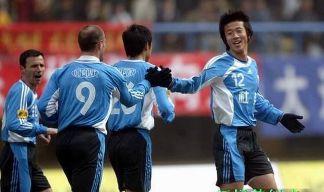大连足球史上今天：2006年中超大连实德1比0上海联城