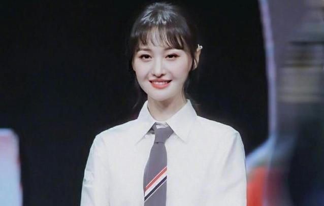 郑爽|鞠婧祎|杨超越_新浪新闻