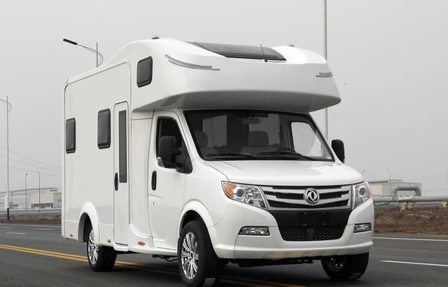 30万以下房车首选,东风御风房车,满足四口之家出行!