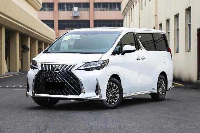 雷克萨斯LM加价66万，埃尔法加价20万，日系MPV为何这么贵？