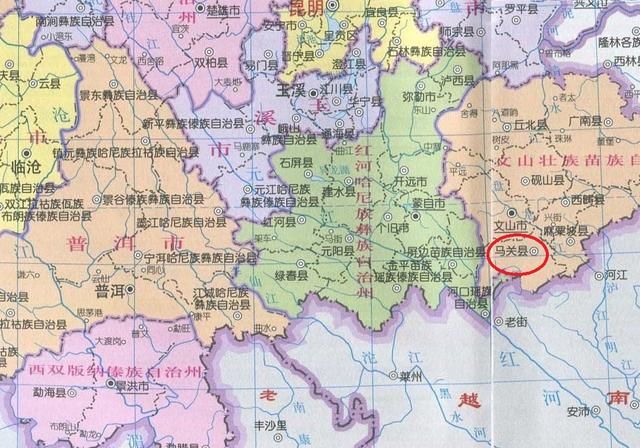 下面是越南河江省与中国云南省边境地方的地图,红圈标出了的地方就是