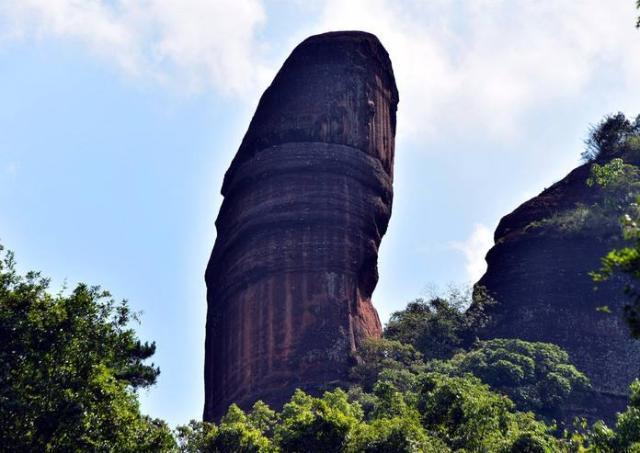 国内最"不正经"的山峰,女游客看了害羞,男游客看了哈哈大笑