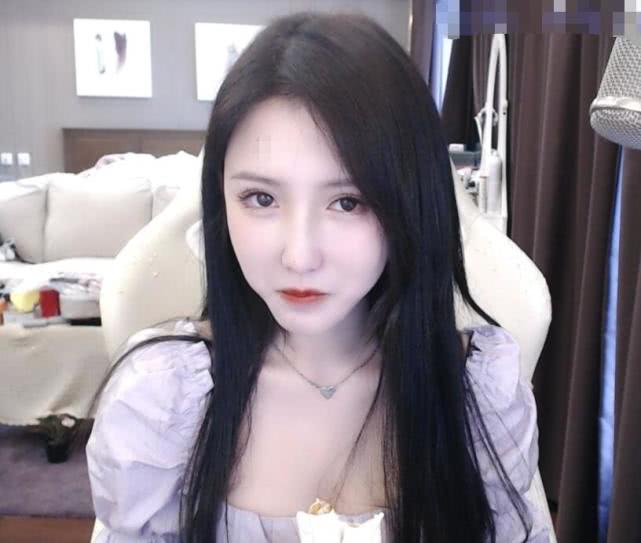 斗鱼吃鸡主播操作失误摄像头掉落代打行为被揭露