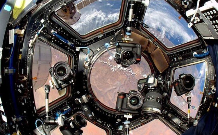 太空真空环境,为何空间站中的氧气取之不竭?看完长知识了