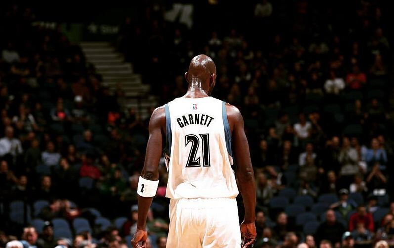 杨毅深度解读加内特 三原因让他拒绝森林狼队退役其球衣