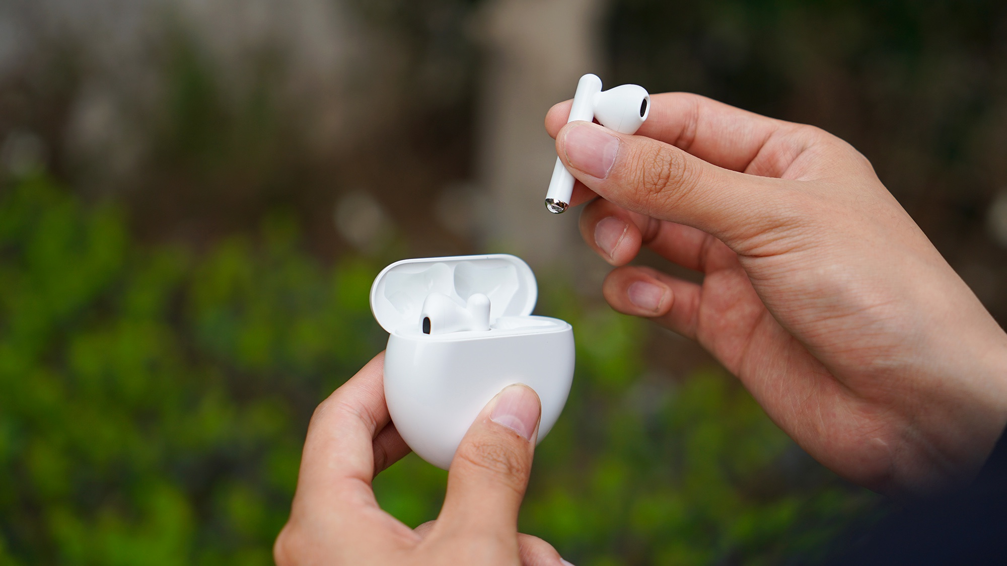 半年测华为freebuds3:新增骨声纹功能,和p40使用越用越香