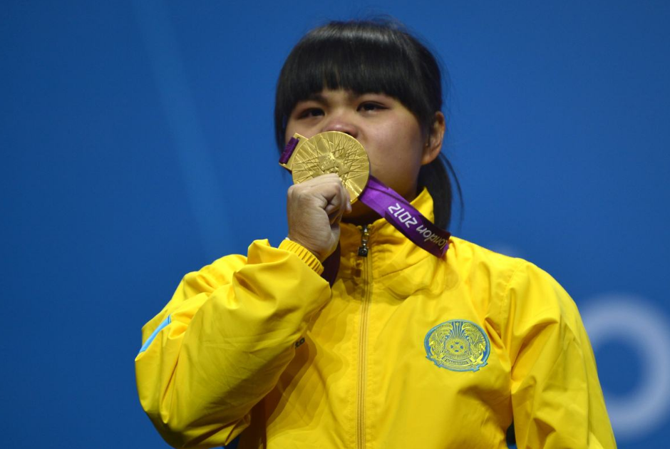 在湖南省队期间,姚丽和赵常玲被选中公派援外至哈萨克斯坦,等到了约定